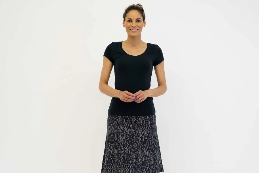 Are full skirts in fashion?