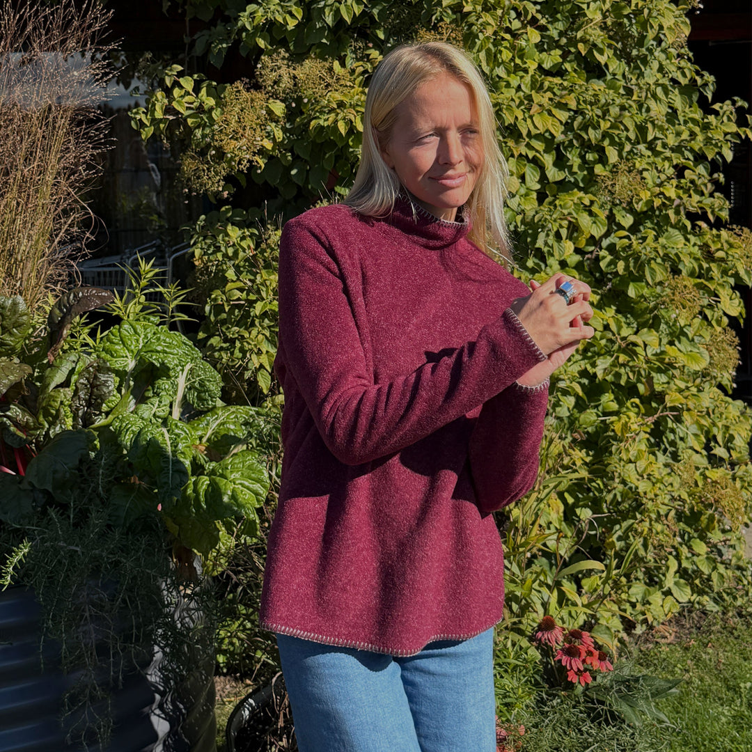 Women's roll neck fleece sweater - Dakini