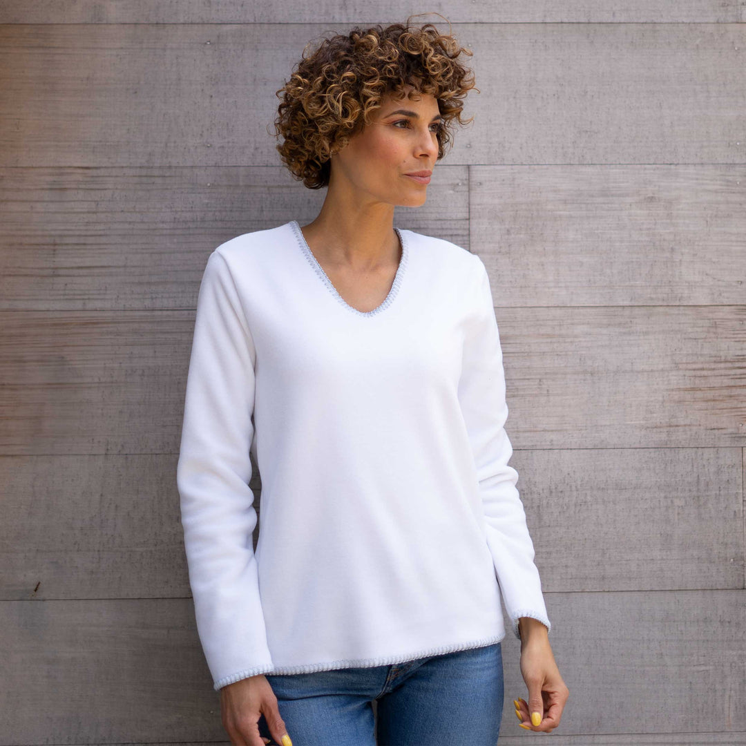 Fleece V-neck Sweater - Dakini