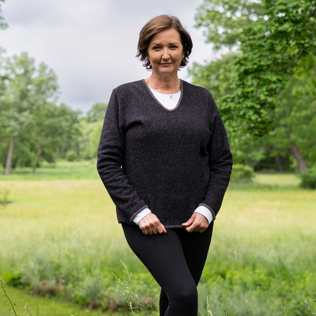 Heather Fleece V-neck Sweater - Dakini